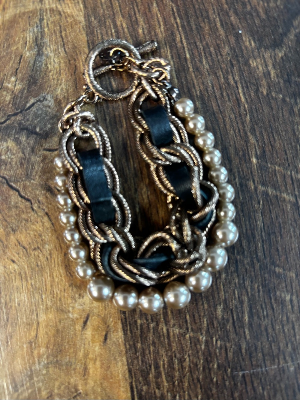 Loft Vtg Copper-tone faux Pearl & Chain chunky Bracelet Black Ribbon Accent 7”